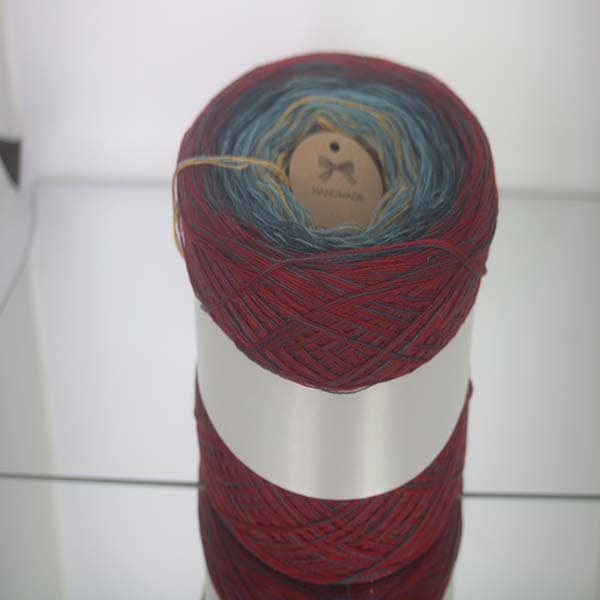 Produit Cake Pelote de laine ref: CL N°C10