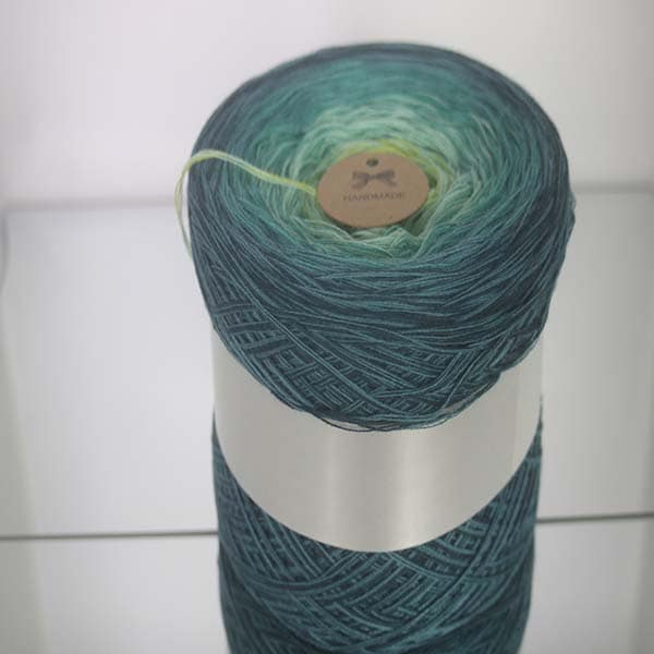 Produit Cake Pelote de laine ref: CL N°C7