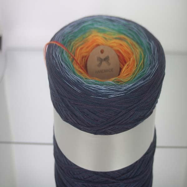 Produit Cake Pelote de laine dégradée ref: CL N°E0