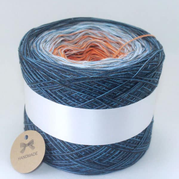 Produit Cake Pelote de laine ref: CL N°E12