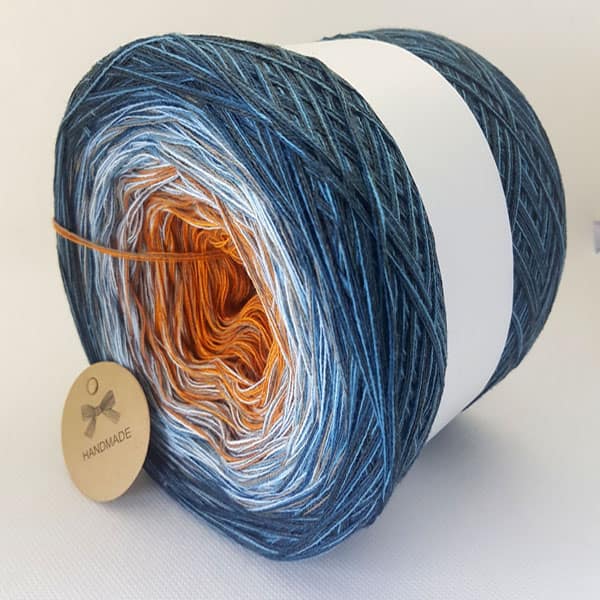 Produit Cake Pelote de laine ref: CL N°E12