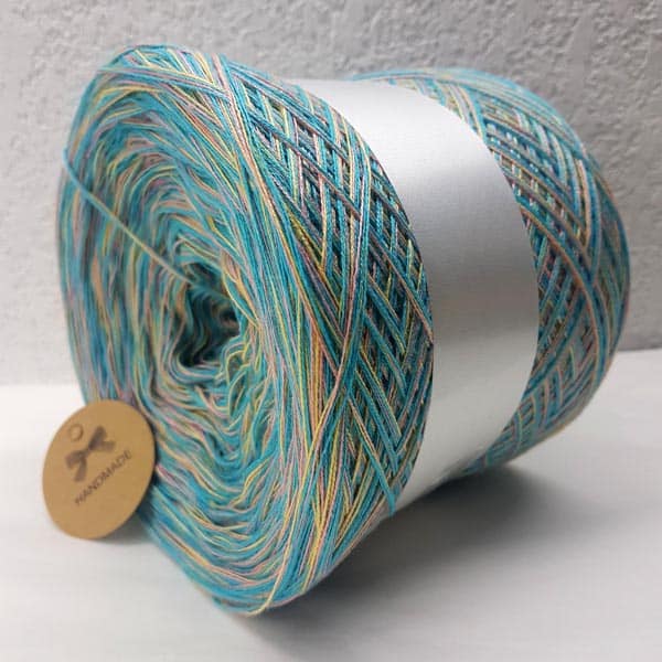 Produit Cake Pelote de laine ref: CL N°CO27